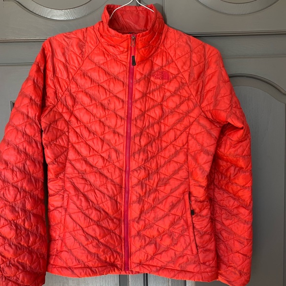 The North Face Jackets Coats Womens Small North Face Red Semipuffer Jacket Poshmark
